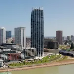 Apartment Eurovea Tower By Ellements- Castle View Bratislava