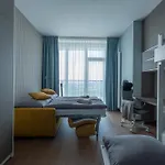 Eurovea Tower By Ellements- Castle View ブラチスラヴァ