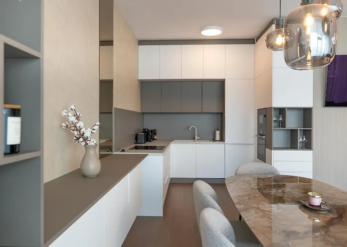 Eurovea Tower By Ellements- Castle View *